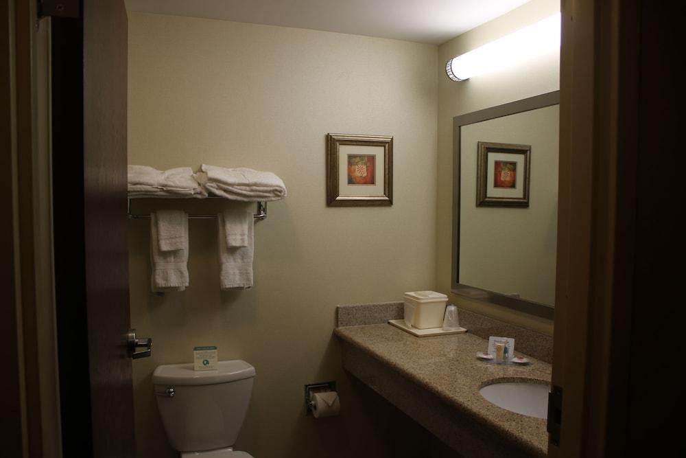 Comfort & Scarborough-portland Hotel 2*